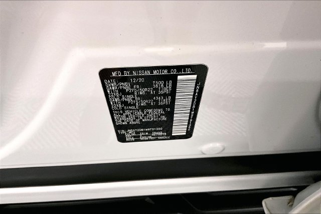 Used 2021 Aspen White Tricoat Nissan Platinum image 43