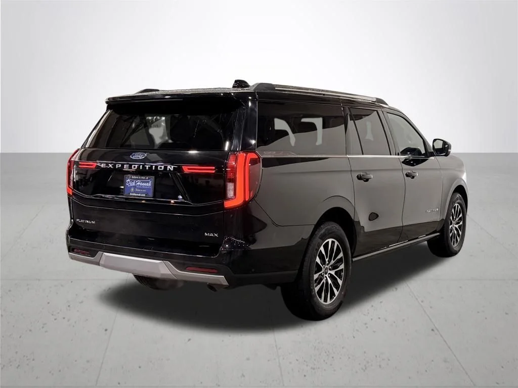 Used 2025 Black Ford Platinum image 11