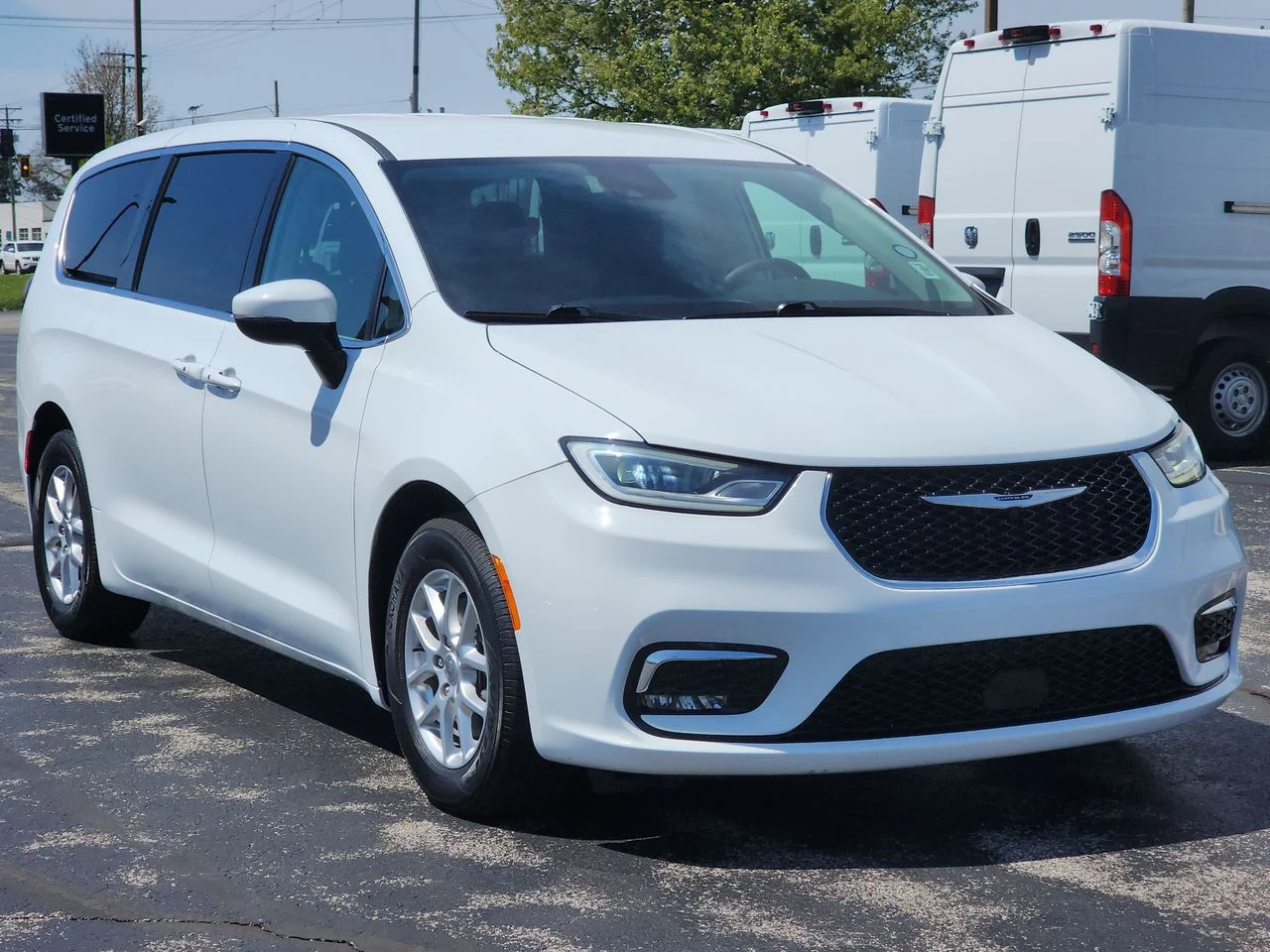 2023 Chrysler Pacifica Touring L