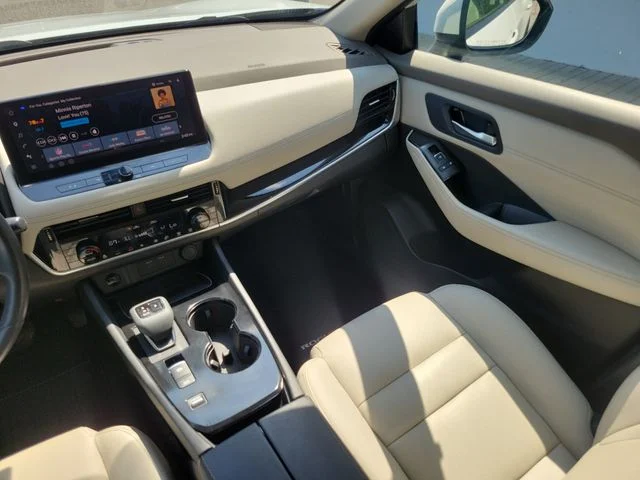 Certified Used 2024 White Nissan SL image 29