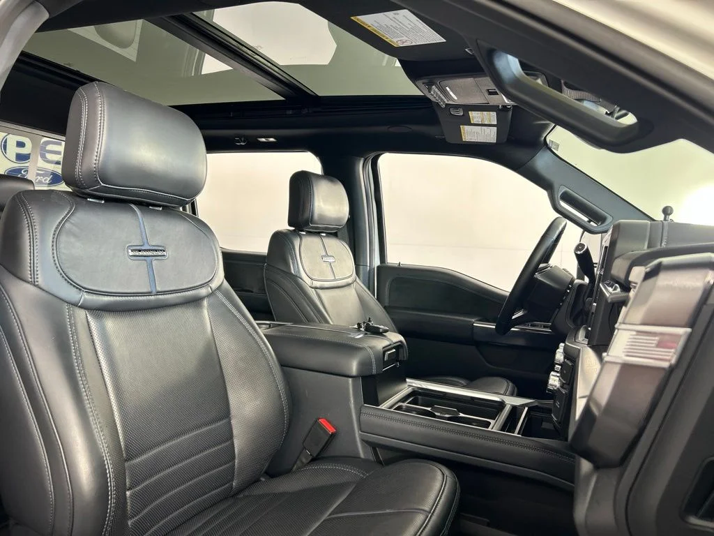 Used 2025 White Ford Platinum image 40