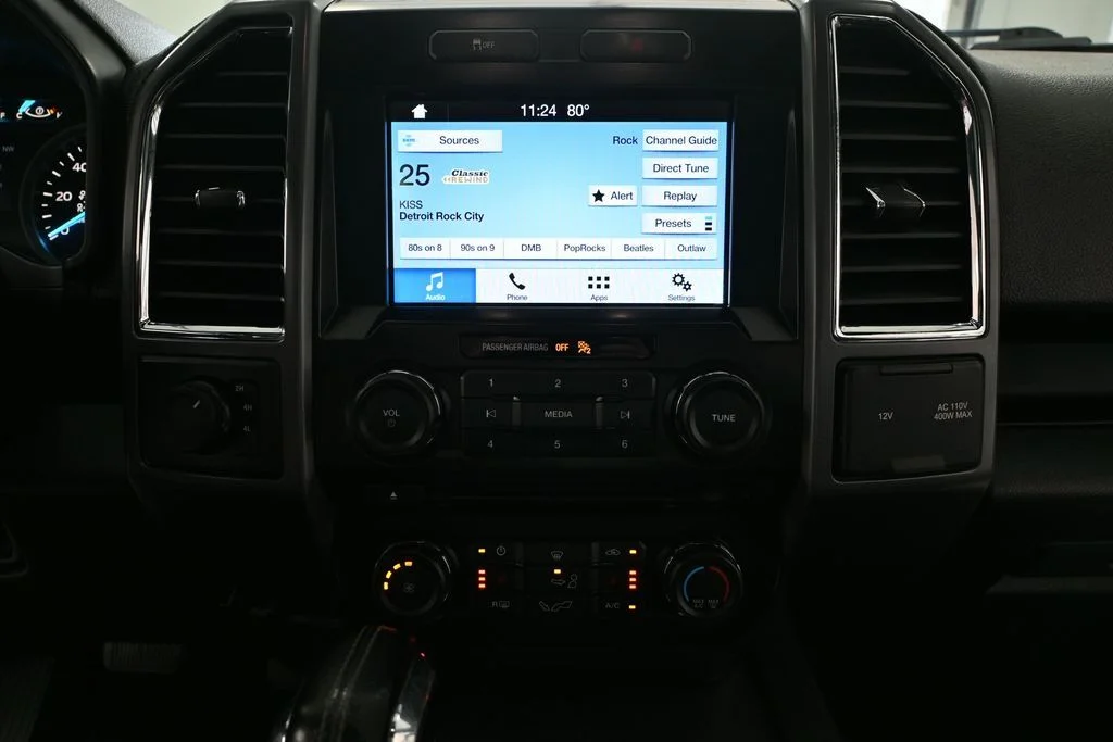 Used 2016 Black Ford XLT image 35