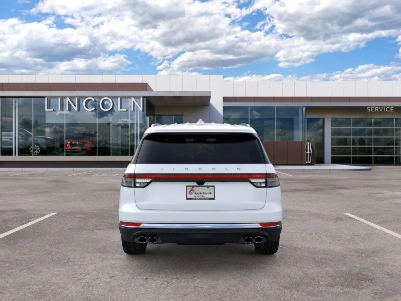 New 2026 White Lincoln Premiere image 5