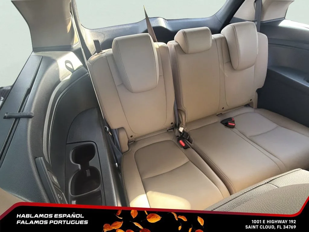 Used 2023 Red Honda Touring image 34