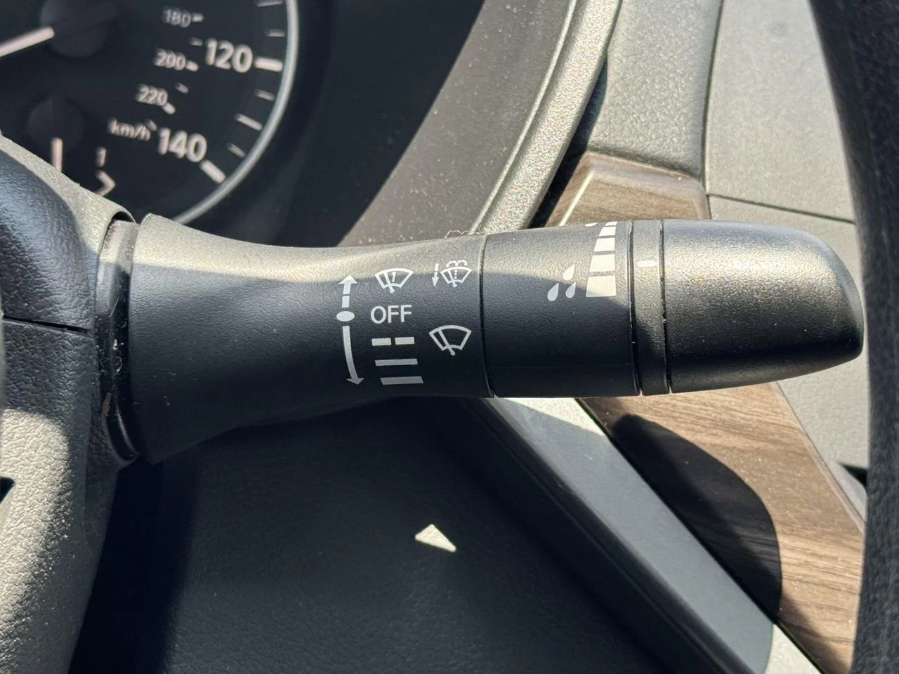 Used 2023 Gun Metallic Nissan SV FWD image 25
