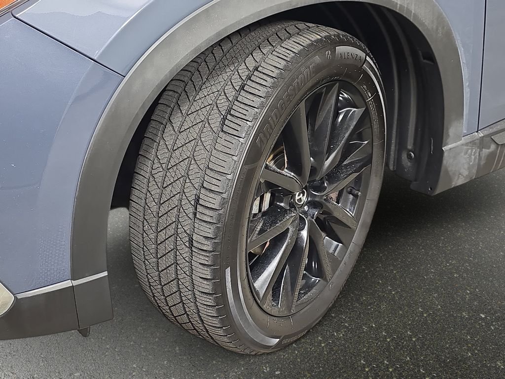 Used 2021 Polymetal Gray Mazda Carbon Edition image 37
