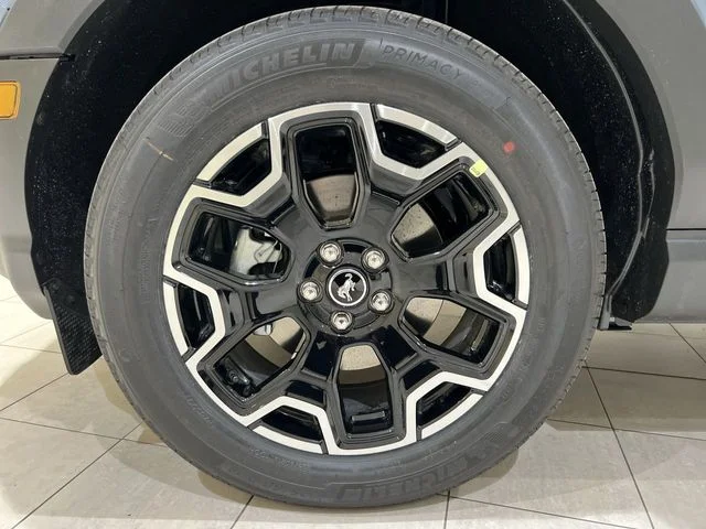 New 2026 Azure Gray Metallic Tri-Coat Ford Outer Banks® image 28