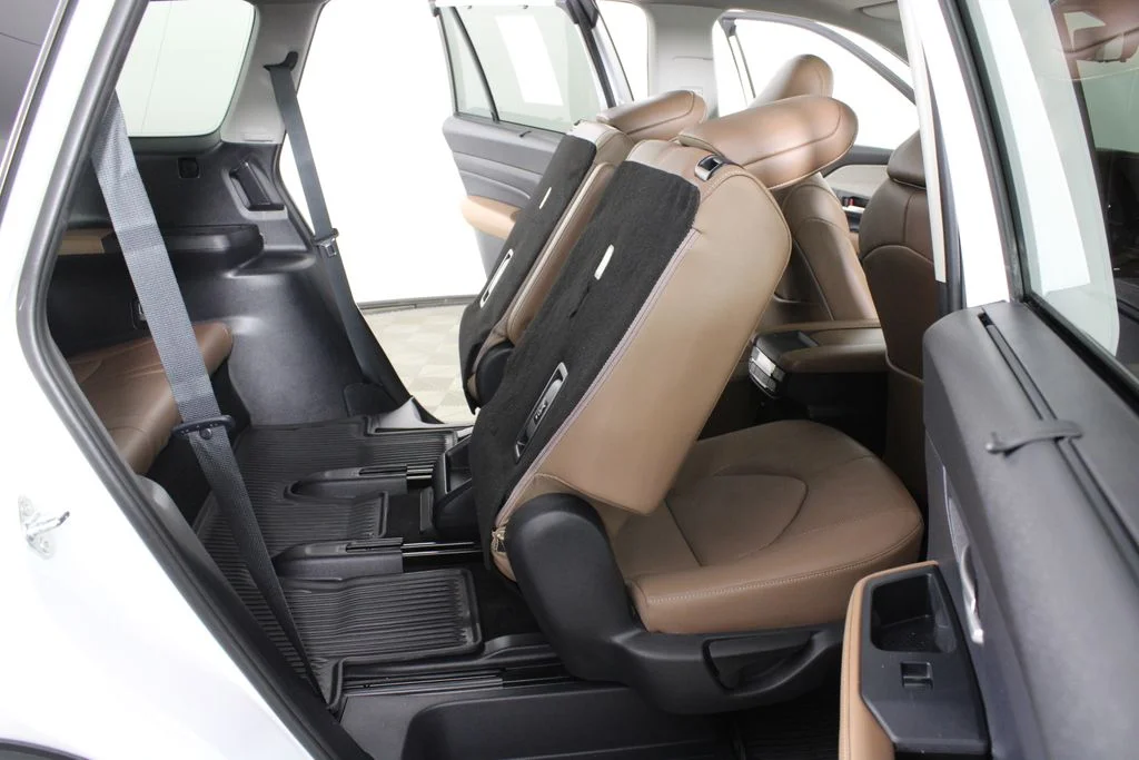 Used 2024 Pearl Toyota Platinum image 15