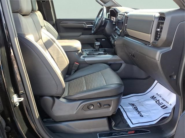 Used 2023 Black Chevrolet ZR2 image 26