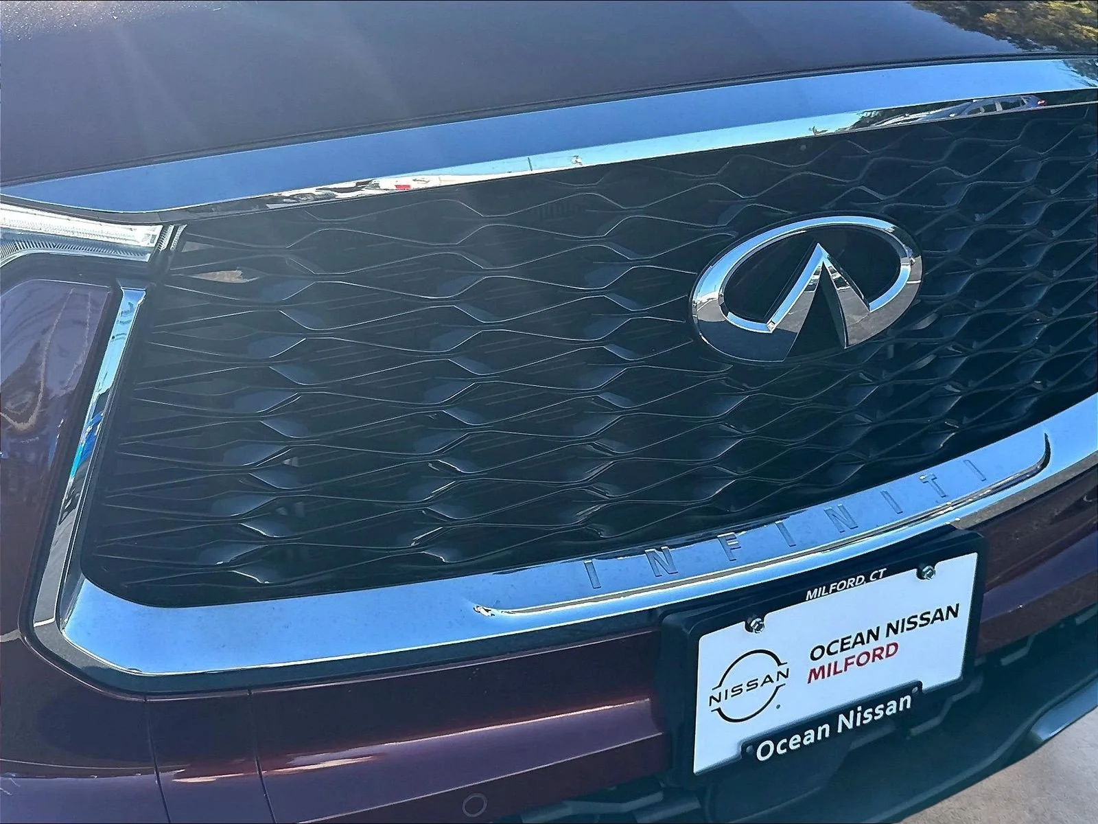 Used 2022 Bordeaux INFINITI LUXE image 35