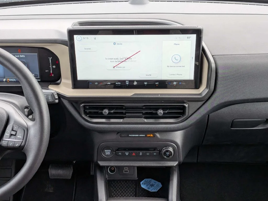 New 2026 Space White Metallic Ford Big Bend® image 15
