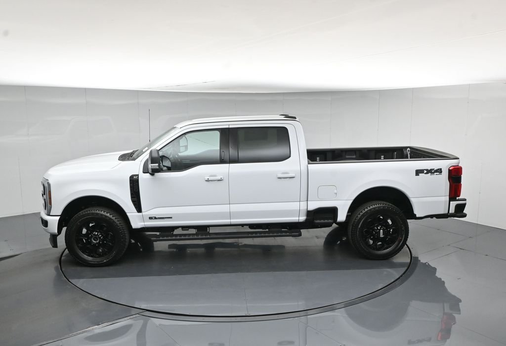 New 2026 Oxford White Ford XLT image 41
