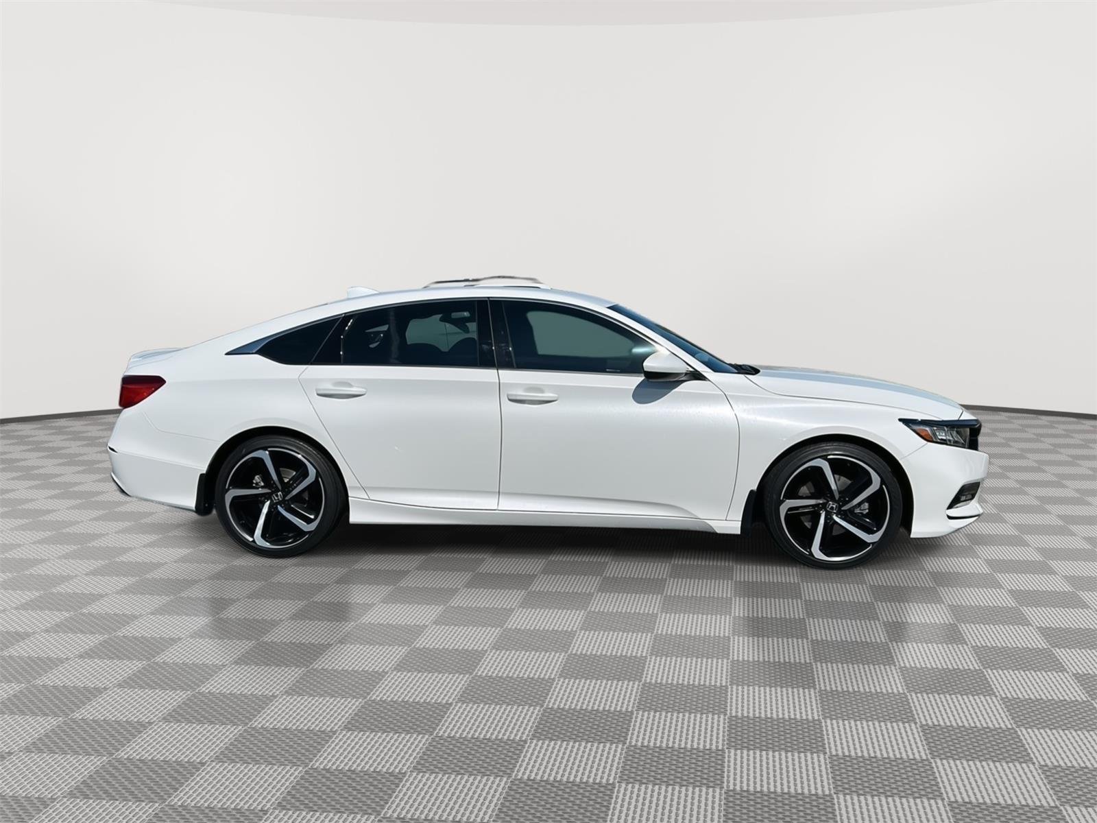 Certified Used 2020 Platinum White Pearl Honda Sport image 3