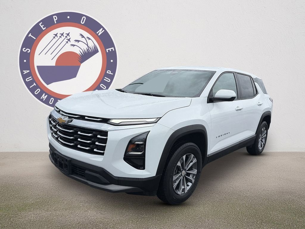 Used 2025 White Chevrolet LT image 2