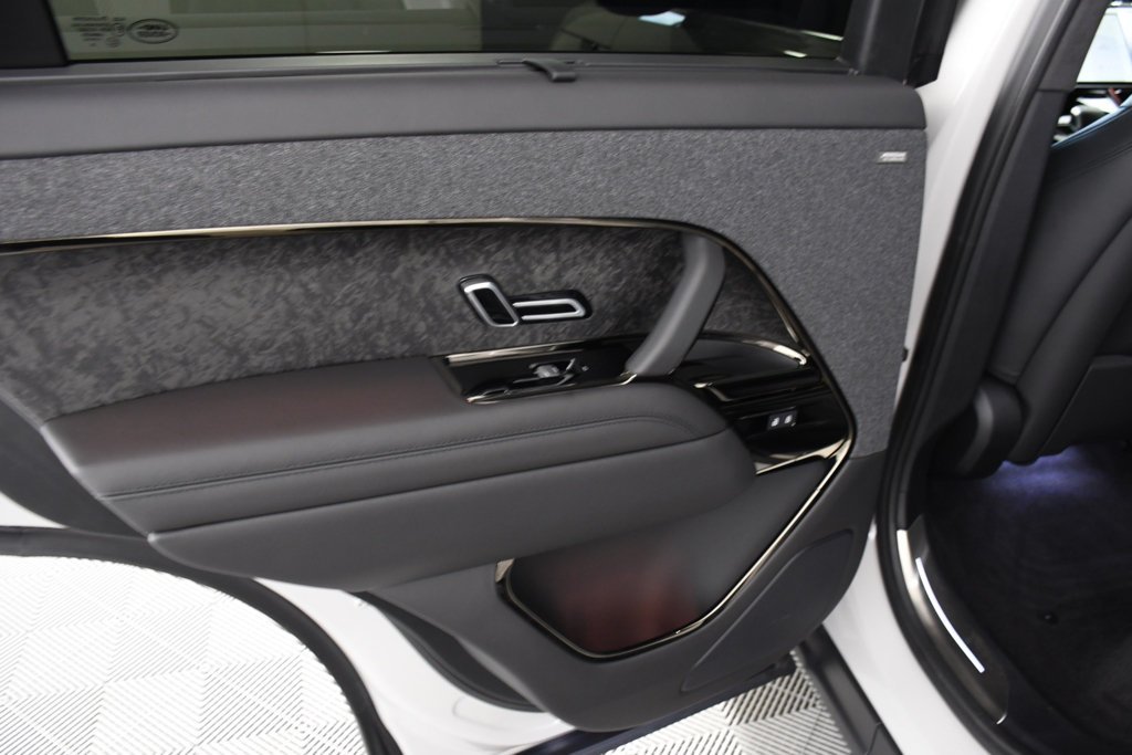 Used 2025 Borasco Grey Metallic Land Rover Autobiography image 25