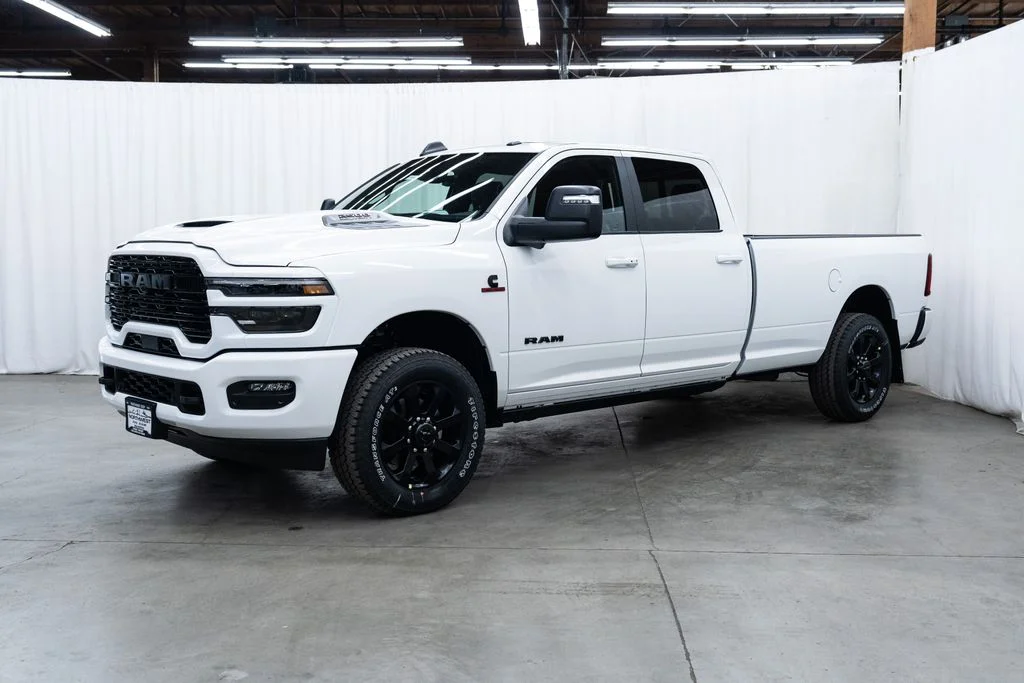 New 2026 Bright White Clear-Coat Exterior Paint RAM Laramie image 3