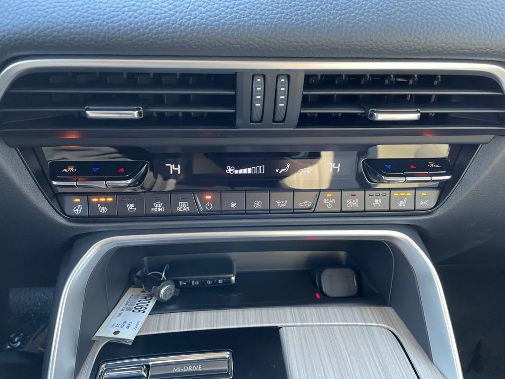 2026 Mazda CX-90 Premium Package - Photo 24