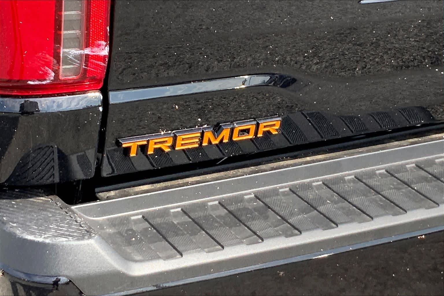 New 2026 Agate Black Metallic Ford Tremor® image 15