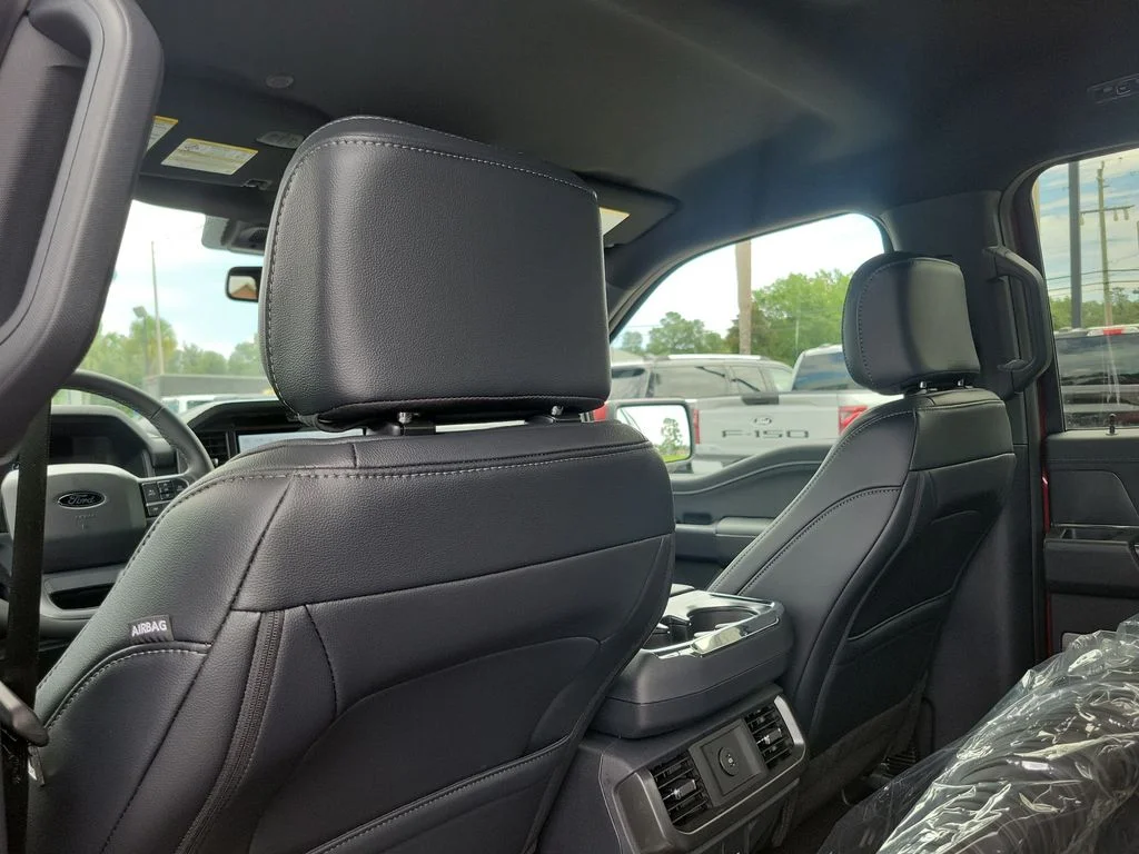 New 2026 Ruby Red Metallic Tinted Clearcoat Ford Lariat® image 18