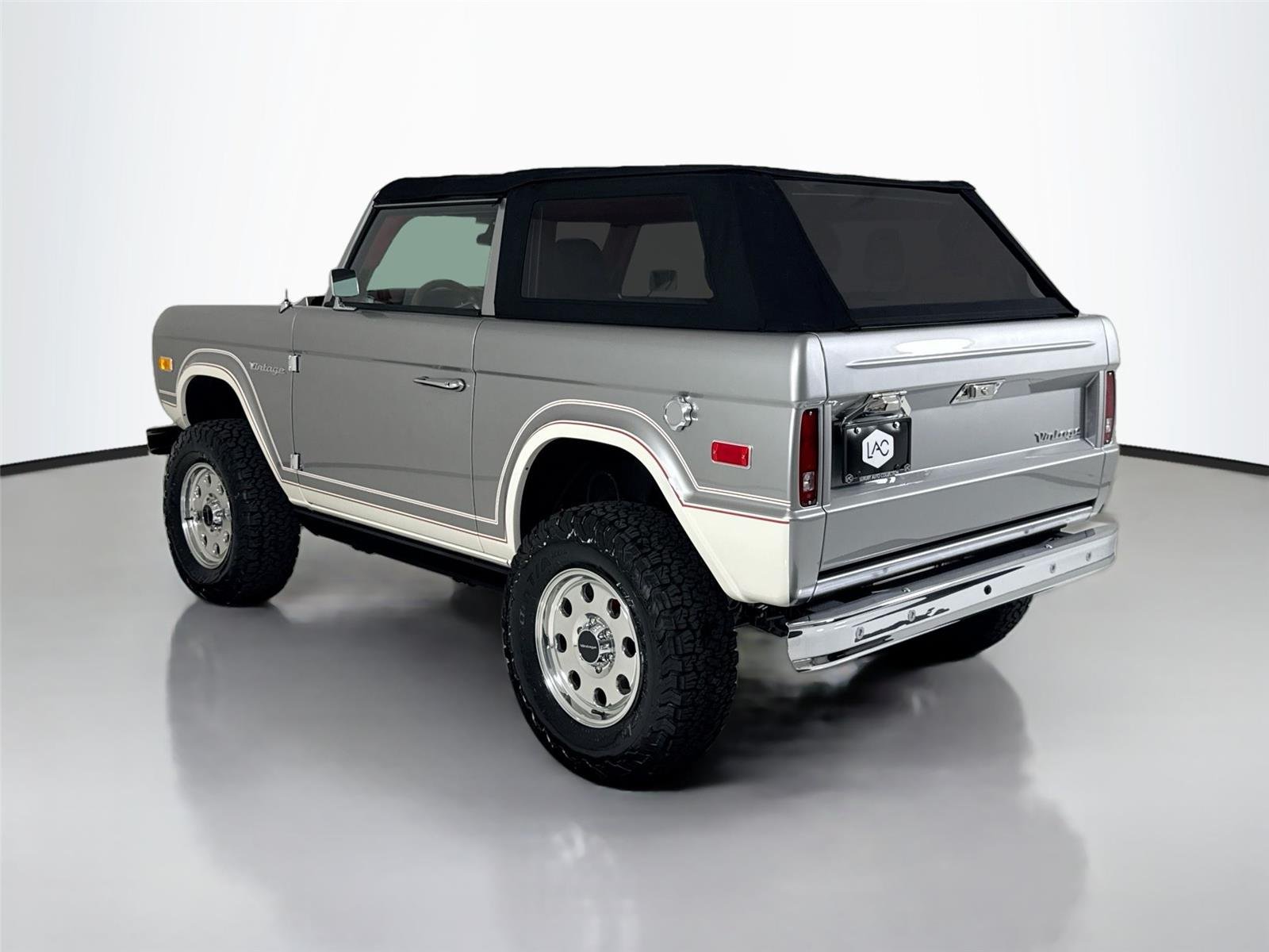 Used 2025 GT Silver Vintage Modern Twin-Turbo w/ Full Bespoke Interior image 64