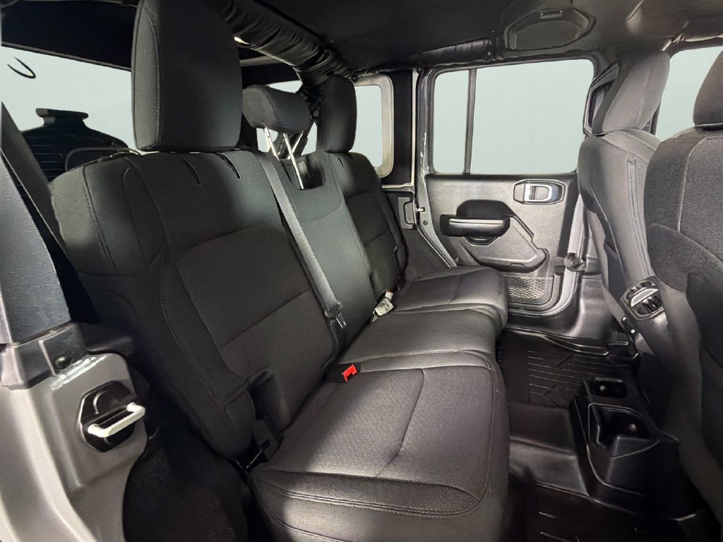 Used 2021 Gray Jeep Sport Altitude 4x4 image 30
