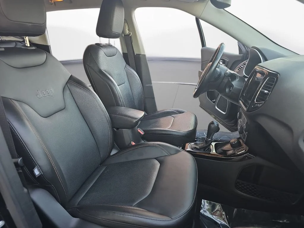 Used 2020 Black Jeep Limited image 10