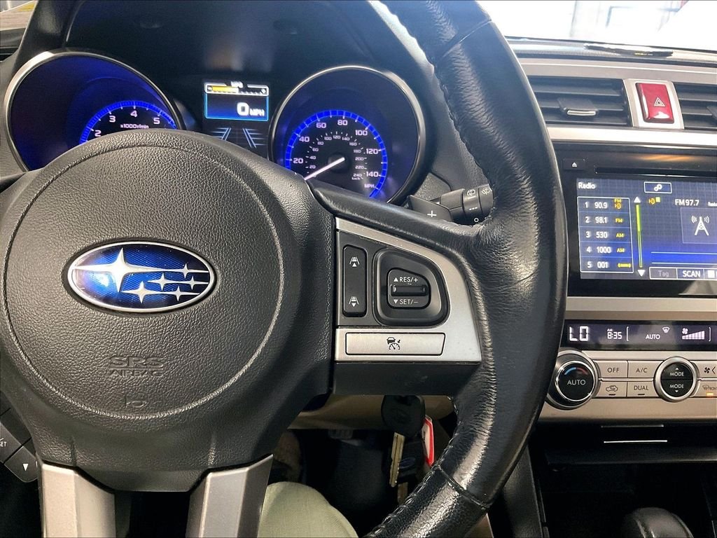 Used 2015 White Subaru 2.5i Premium image 24
