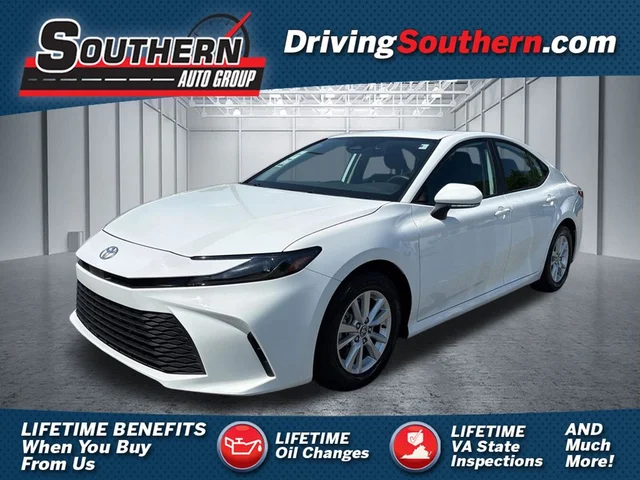 2025 Toyota Camry LE