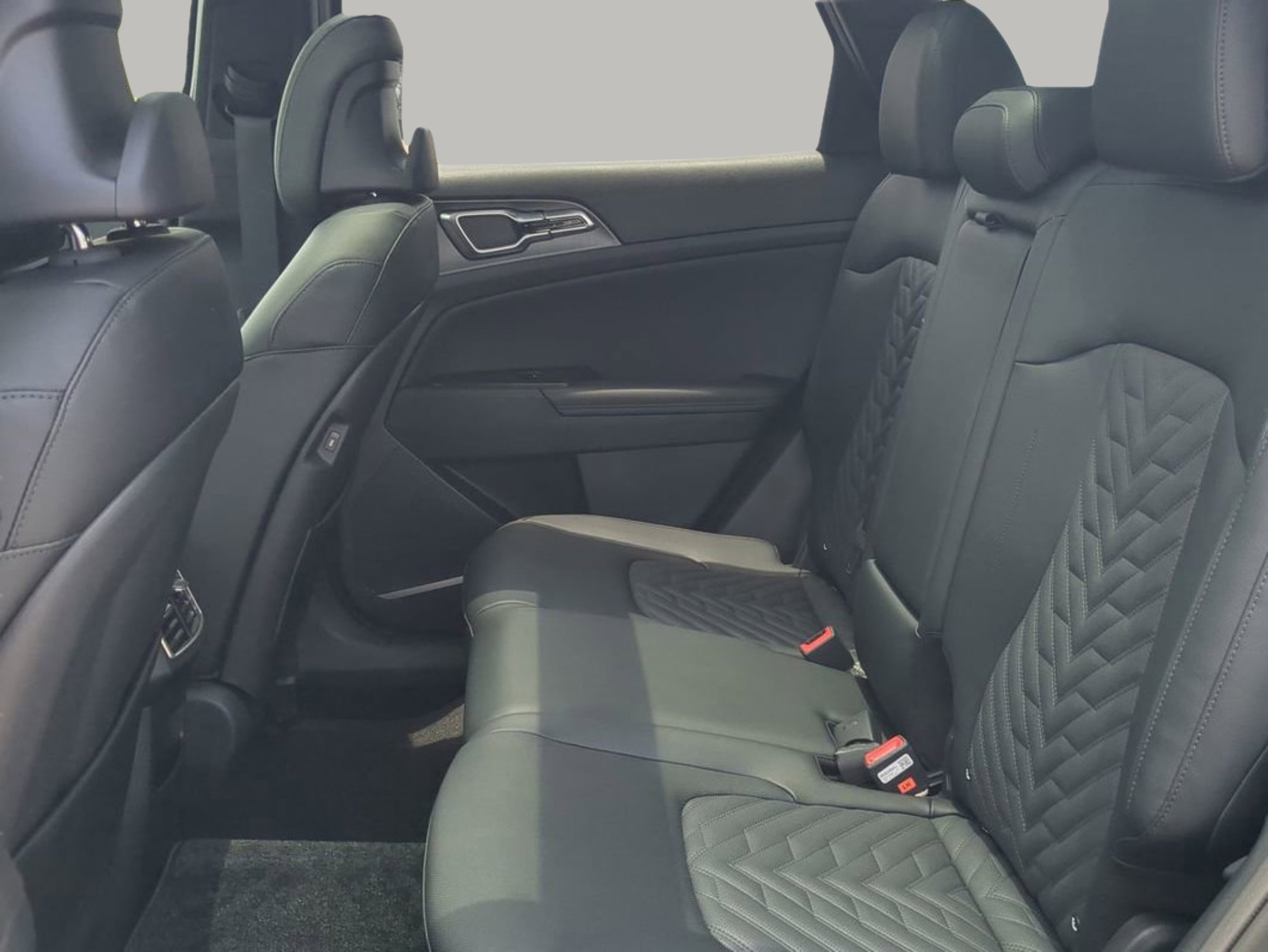 New 2026 Wolf Gray/Black Roof Kia X-Pro Prestige image 15
