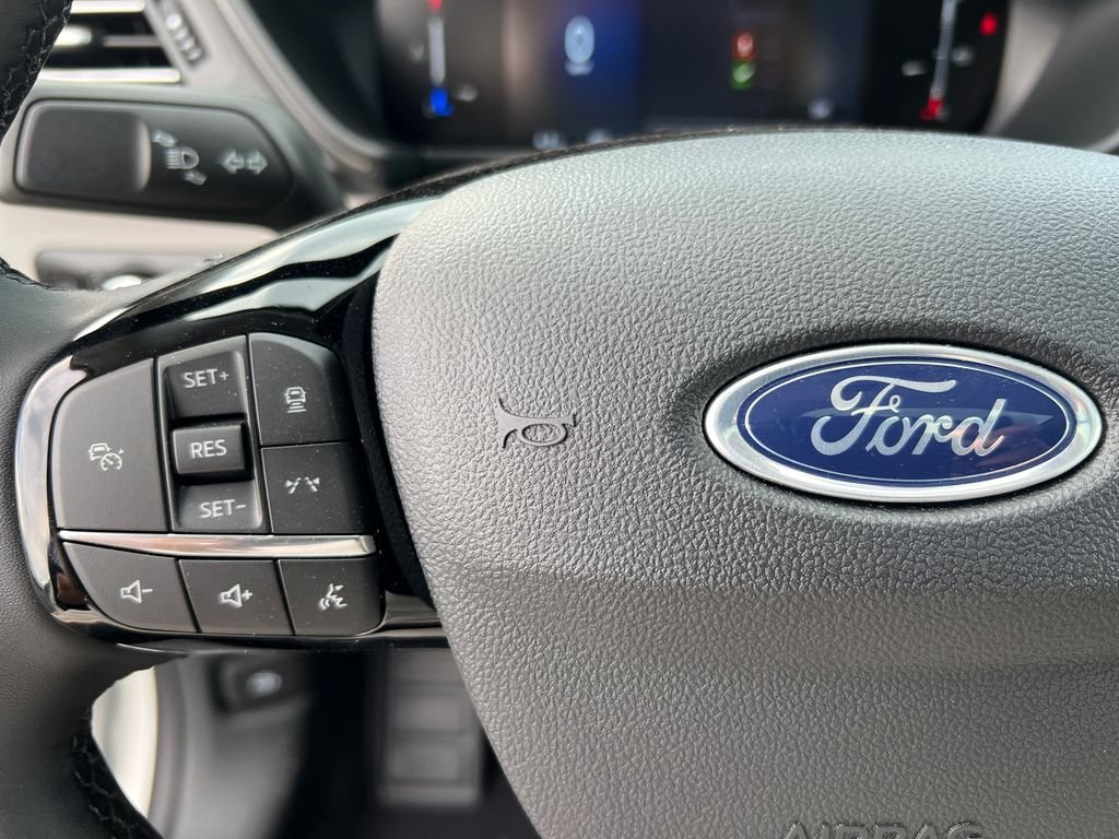 New 2026 White Ford Base image 31