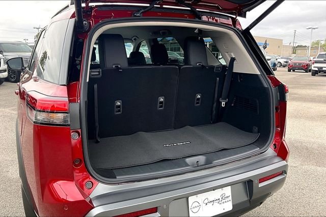 New 2026 Nissan Pathfinder SL 4D Sport Utility