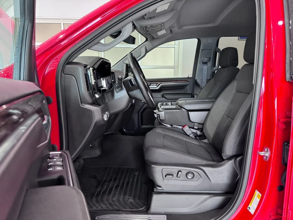 Certified Used 2023 Cardinal Red GMC Elevation image 10