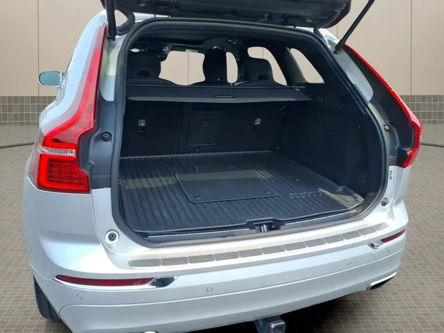 Used 2020 Silver Volvo T5 Inscription image 8