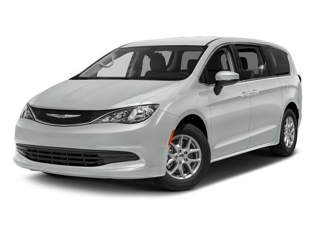 2017 Chrysler Pacifica LX's photo