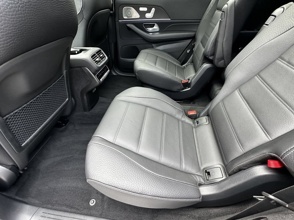 New 2026 MANUFAKTUR Moonlight White Magno Mercedes-Benz GLS 450 image 61