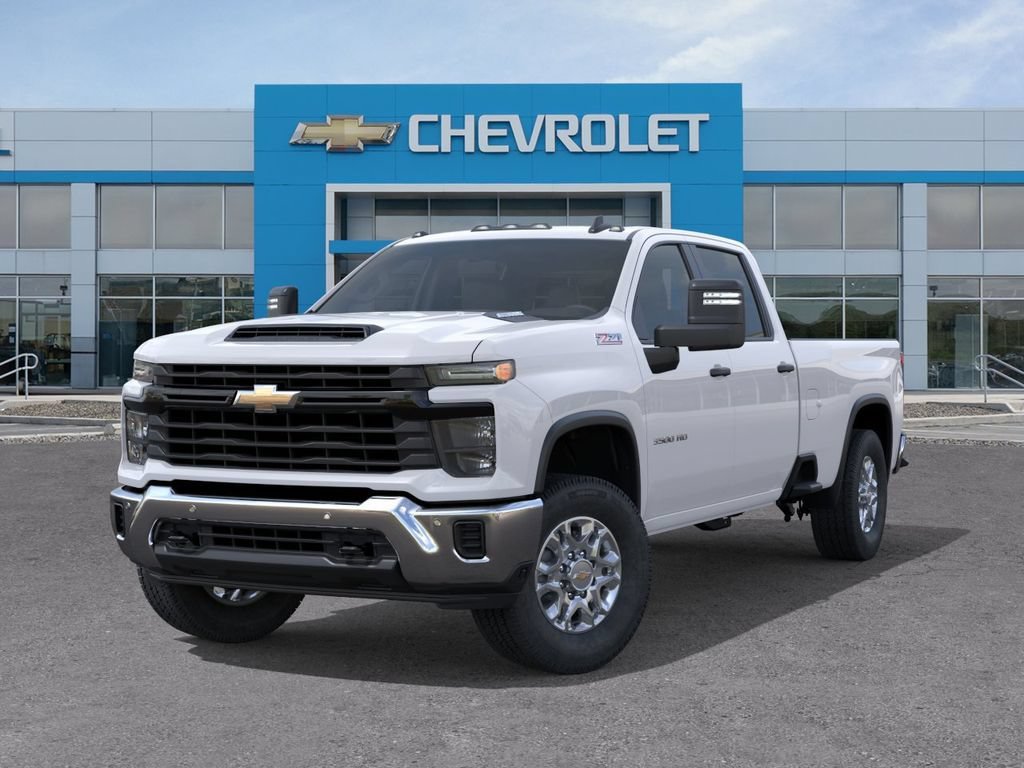 New 2026 Summit White Chevrolet WT image 6