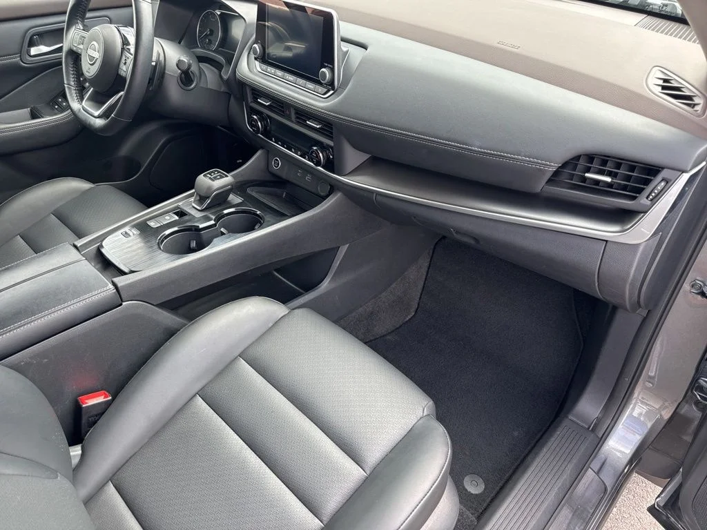 Used 2023 Gray Nissan SV image 24