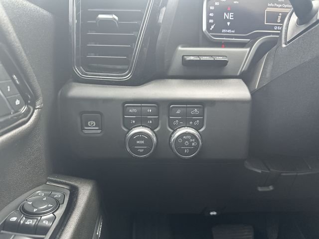 Used 2024 White GMC AT4 image 20