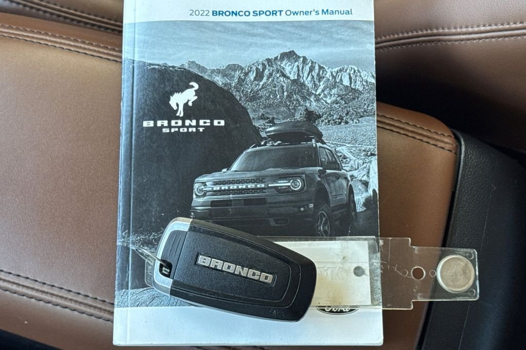 Used 2022 Black Ford Badlands image 4