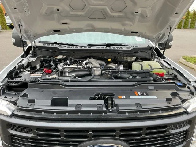 New 2026 Oxford White Ford XL image 24