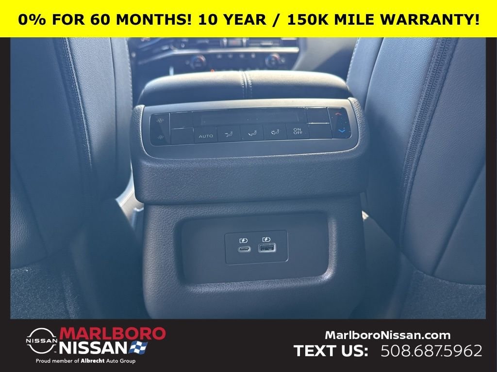 2025 Nissan Pathfinder SL - Photo 24