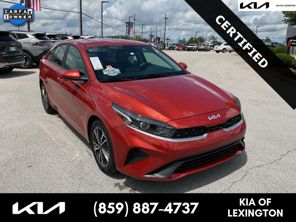2022 Kia Forte LXS AT's photo
