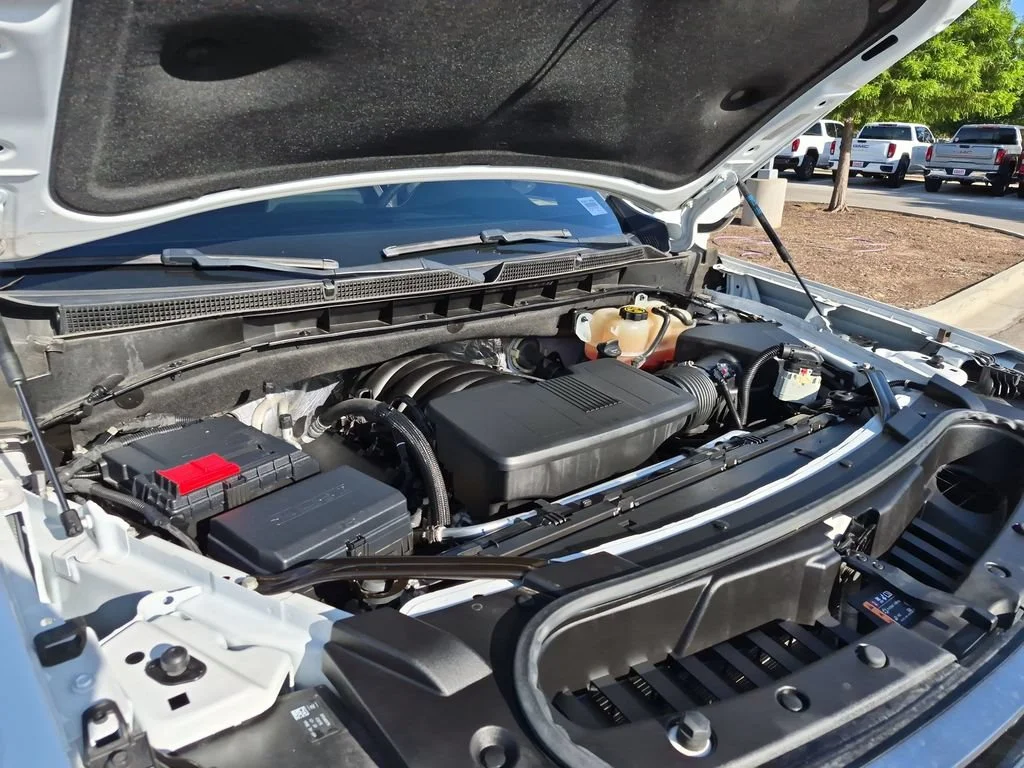 Used 2023 Summit White GMC AT4 image 20