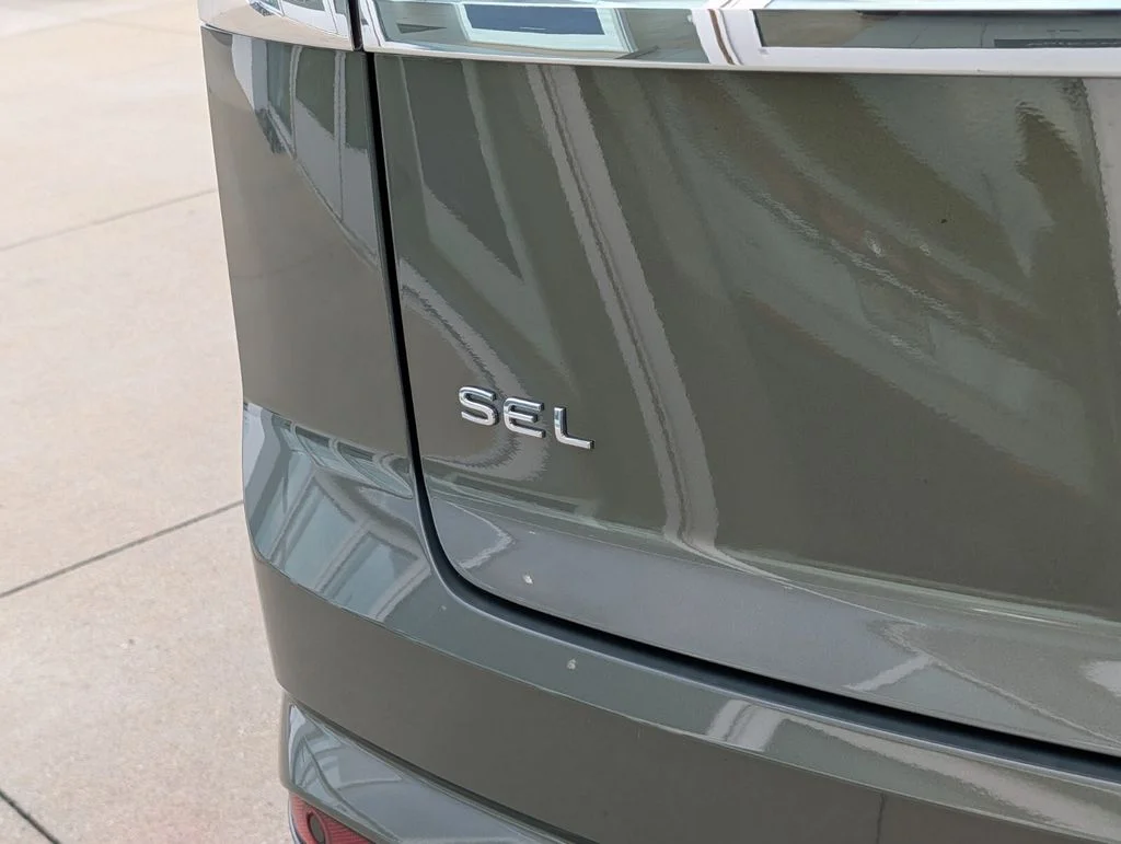 New 2026 Green Volkswagen 2.0T SEL Premium R-Line image 7
