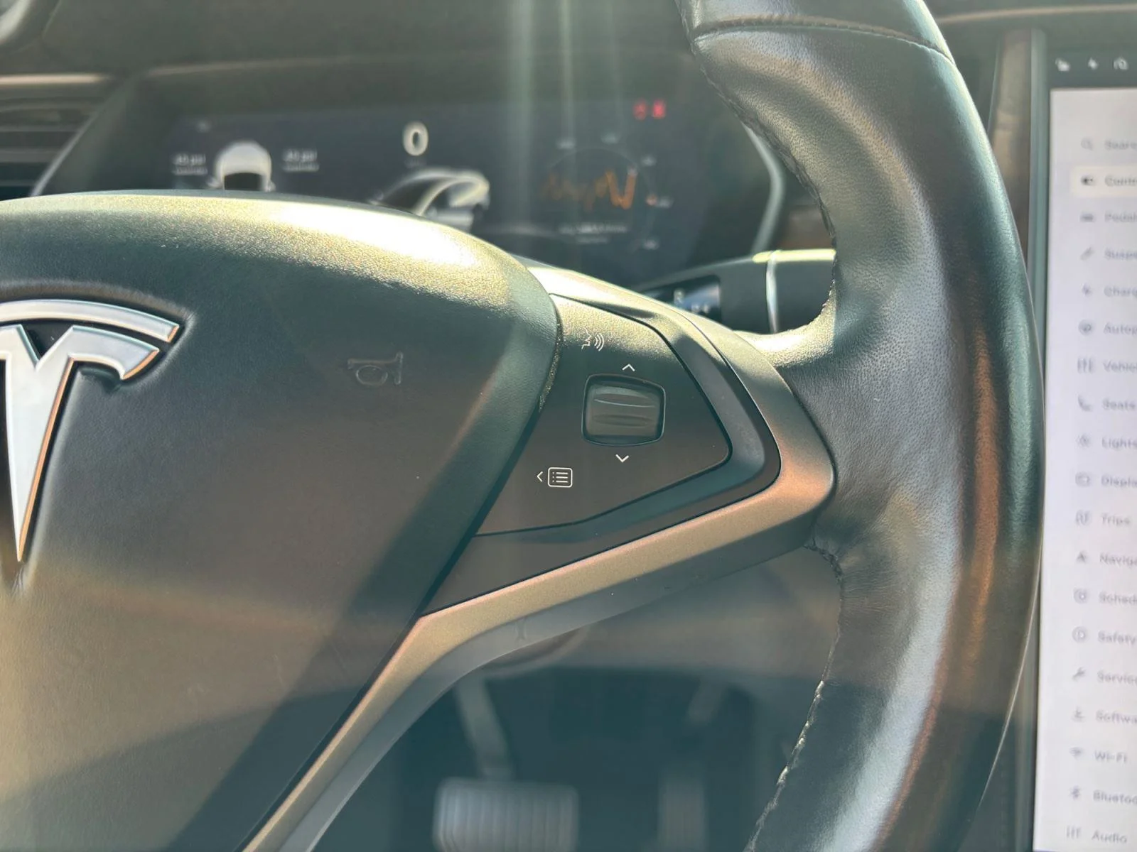 Used 2018 Pearl White Multi-Coat Tesla 75D image 27