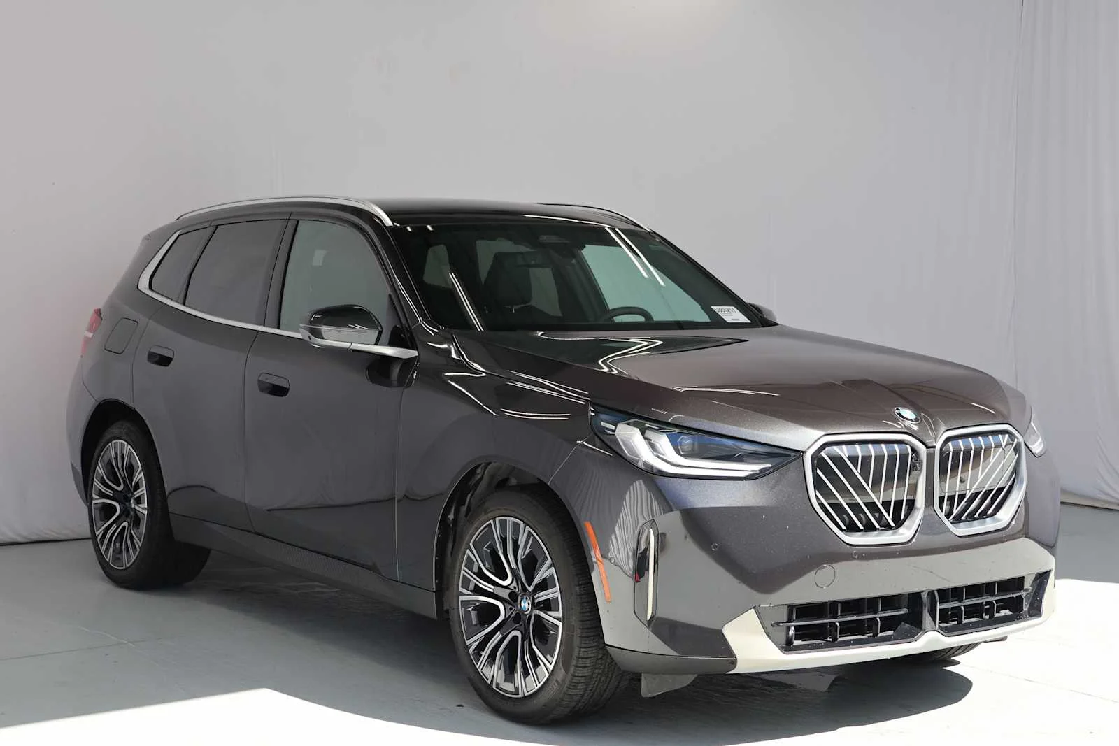 Certified Used 2026 Dark Graphite Metallic BMW 30 xDrive image 3
