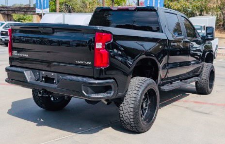 Used 2021 BLACK Chevrolet Custom image 3