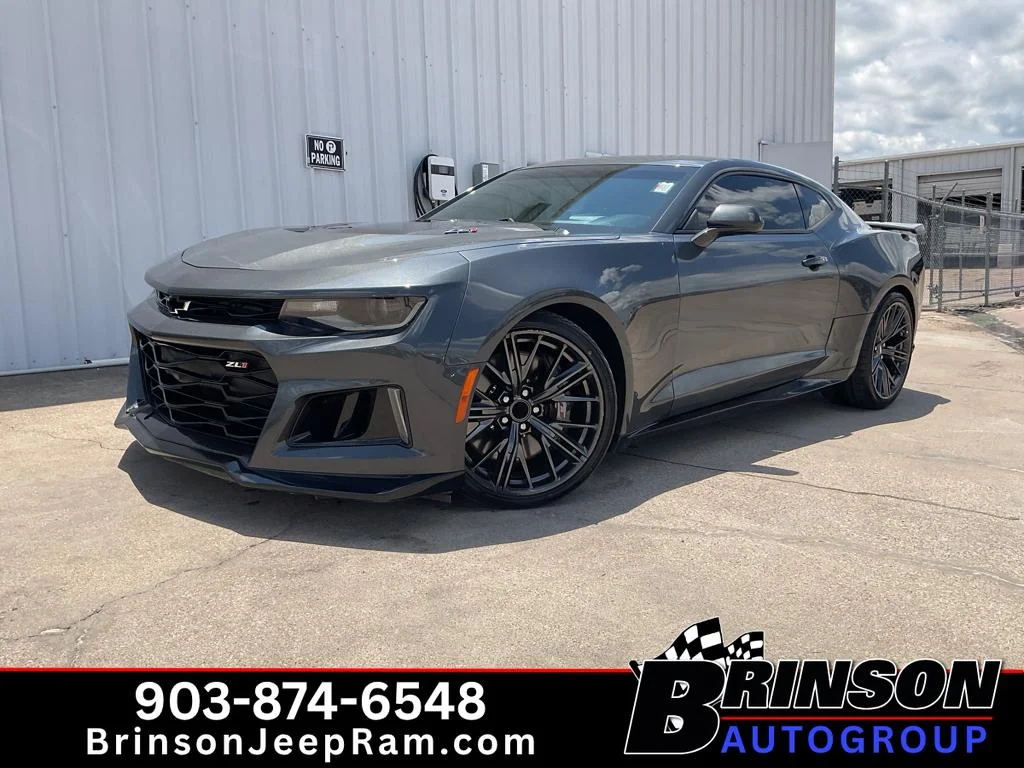 2018 Chevrolet Camaro ZL1's photo