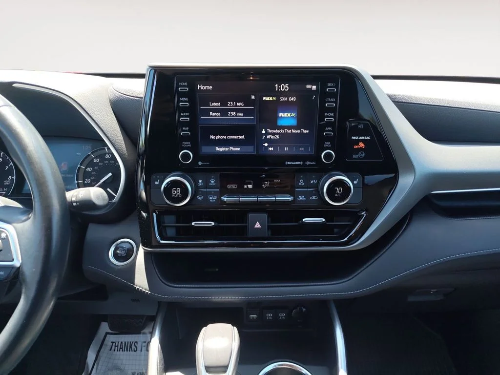 Used 2021 Gray Toyota XLE image 11