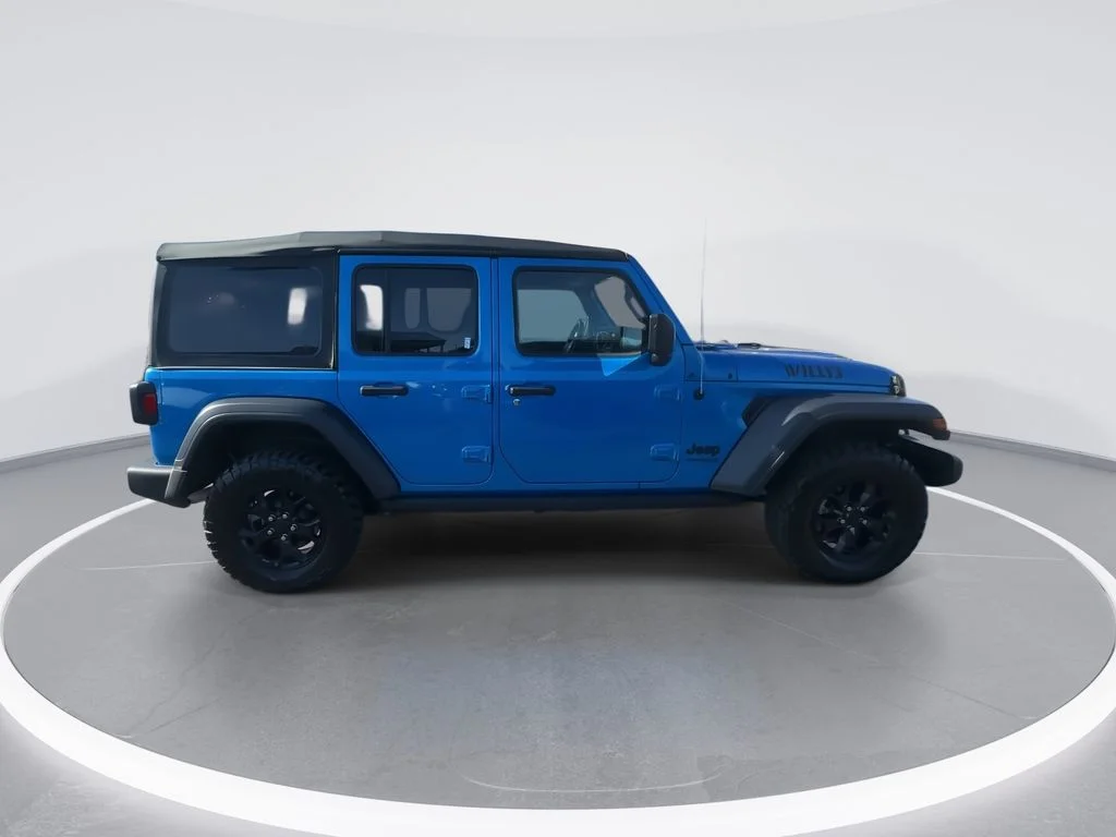 Used 2022 Blue Jeep Unlimited Willys image 9